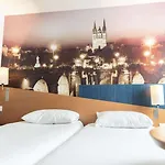 Ibis Styles Centre Gare אנז'ה