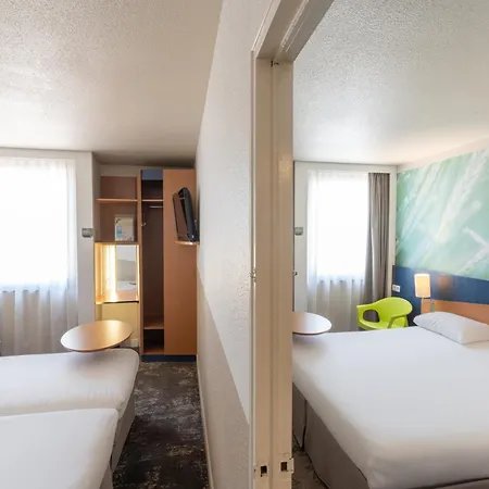 Ibis Styles Centre Gare Otel 3*