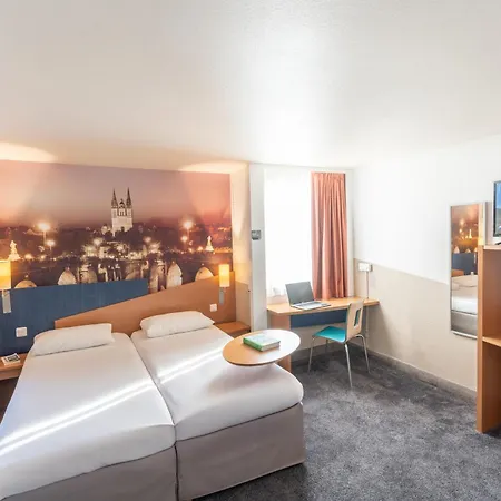 Ibis Styles Centre Gare 3* أنجير