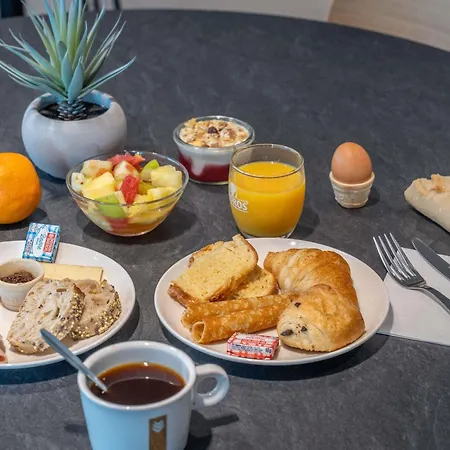 宜必思尚品酒店昂热中心加雷 3*