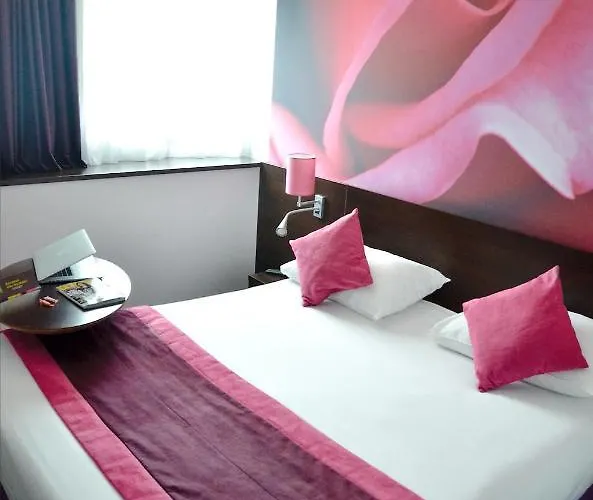 Ibis Styles Centre Gare فندق 3*