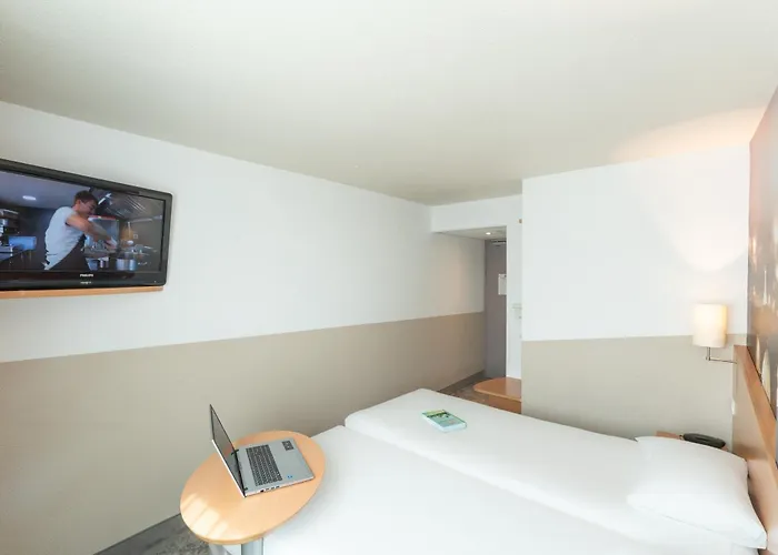 Ibis Styles Centre Gare فندق أنجير