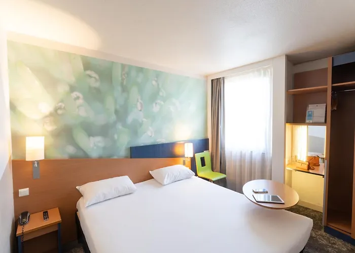 Ibis Styles Centre Gare أنجير