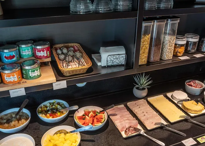 Ibis Styles Centre Gare Otel 3*